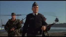 02 - Commando.1985.1080p.Remux.DTS-HD.MA.5.1.mkv_snapshot_01.25.36.298.jpg 02 - Commando.1985.1080p.Remux.DTS-HD.MA.5.1.mkv_snapshot_01.25.36.298.jpg