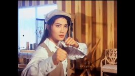 04 - Angel on Fire 1995 ViE DVDrip XviD.mkv_snapshot_00.31.04.742.jpg