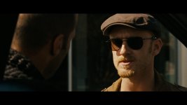 02 - The Mechanic 2011 VIE 1080p Remux AVC DTS-HD MA 51.mkv_snapshot_00.31.17.084.jpg